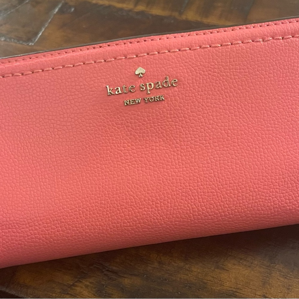 NWOT Kate Spade Pink Wallet